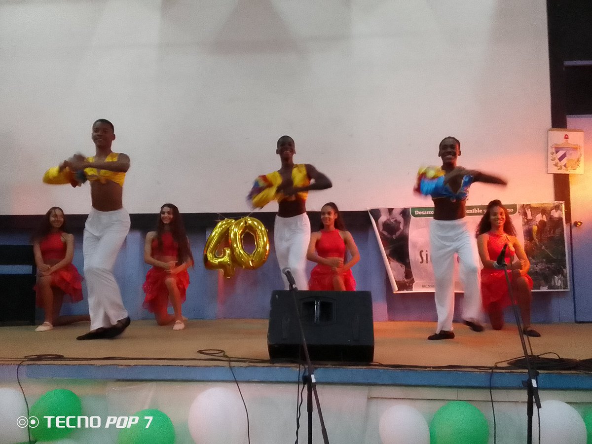 MezquiaDai22204's tweet photo. Realiza  la Sierra de Rosario Acto por el #40Aniversario de su fundación 1985-2025 donde se reconocieron al los primeros fundadores del lugar.
@DiazCanelB 
#CITMACuba
#BTJ60 https://t.co/v7JZ8v6heS