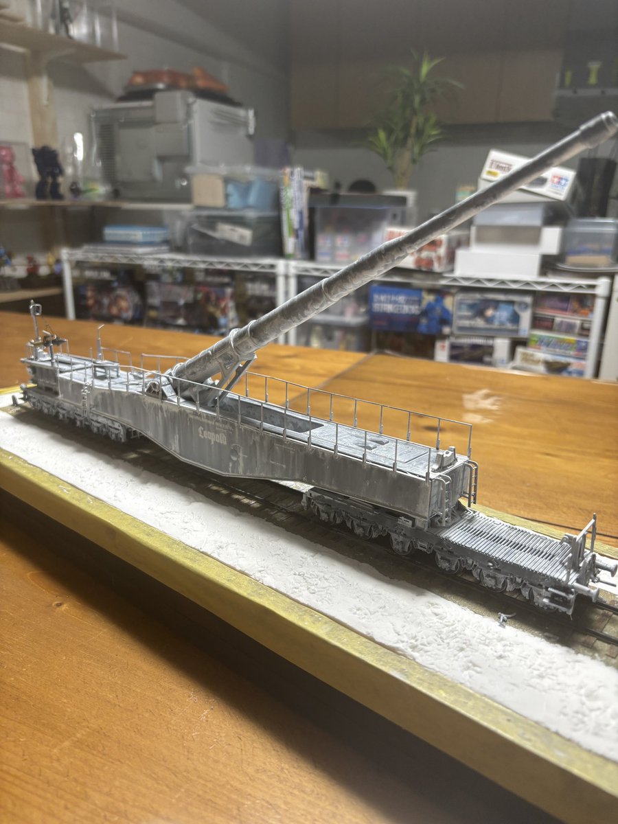 yokesu01's tweet photo. 今回は レオポルド冬季迷彩を作成中。 https://t.co/ozuYzJUDEP