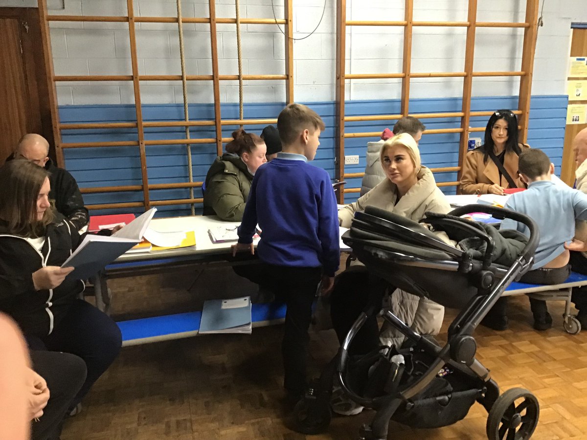 penarlag_cp's tweet photo. Yesterday Year 5 led their show and tell for parents. They presented all their  work to their adults and explained what they had been learning and how they have been learning through our topic. We served gruel and drinks, finishing with our song performance of food glorious food. https://t.co/CTmdDyaqVf