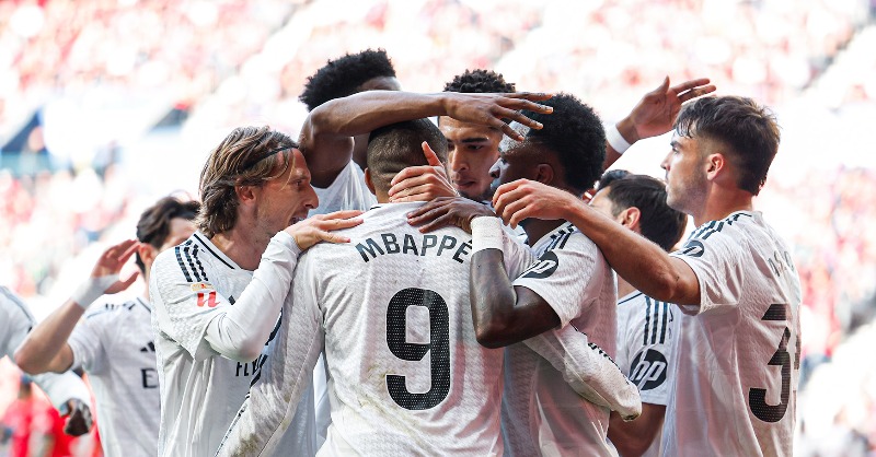 realmadrid's tweet photo. Empate en Pamplona, otra vez con polémica arbitral y del VAR.