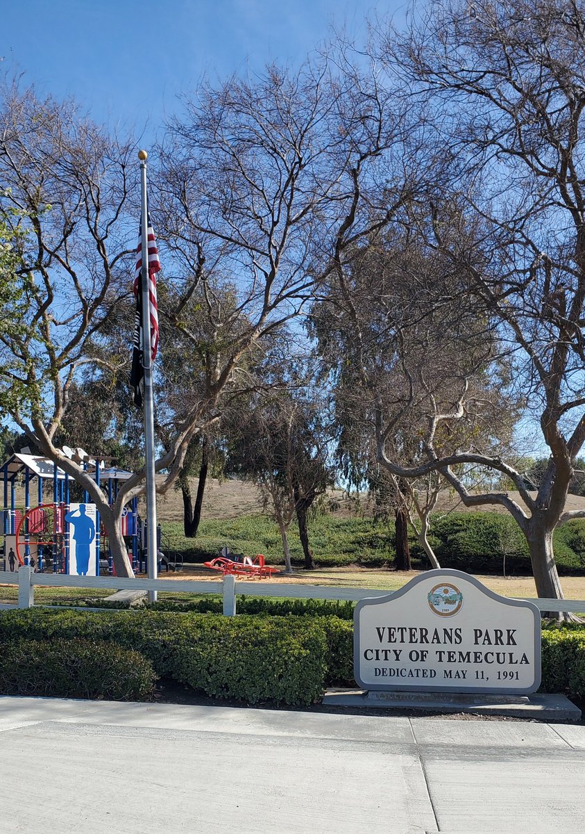 mark_letourneau's tweet photo. Veterans of Foreign Wars Post 4089 members are cleaning our adopted park: Temecula Veterans Park. #AdoptAPark #VFW #TemeculaFun @cityoftemecula @VFW4089 @VFWHQ https://t.co/EwqnnmuNMG