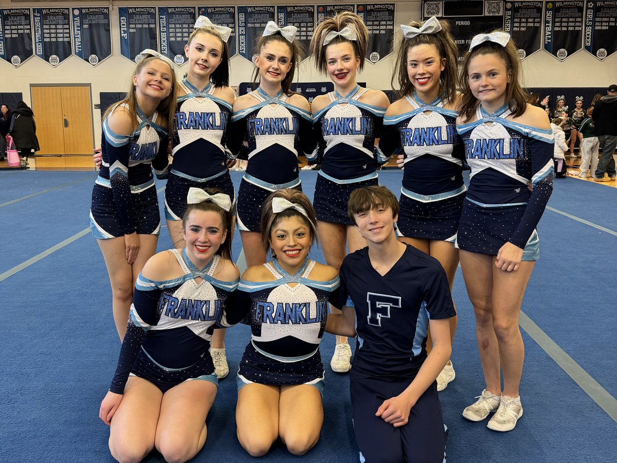 1st place for Varsity and 2nd place for JV today at the Wilmington Blizzard Bash ❄️☃️