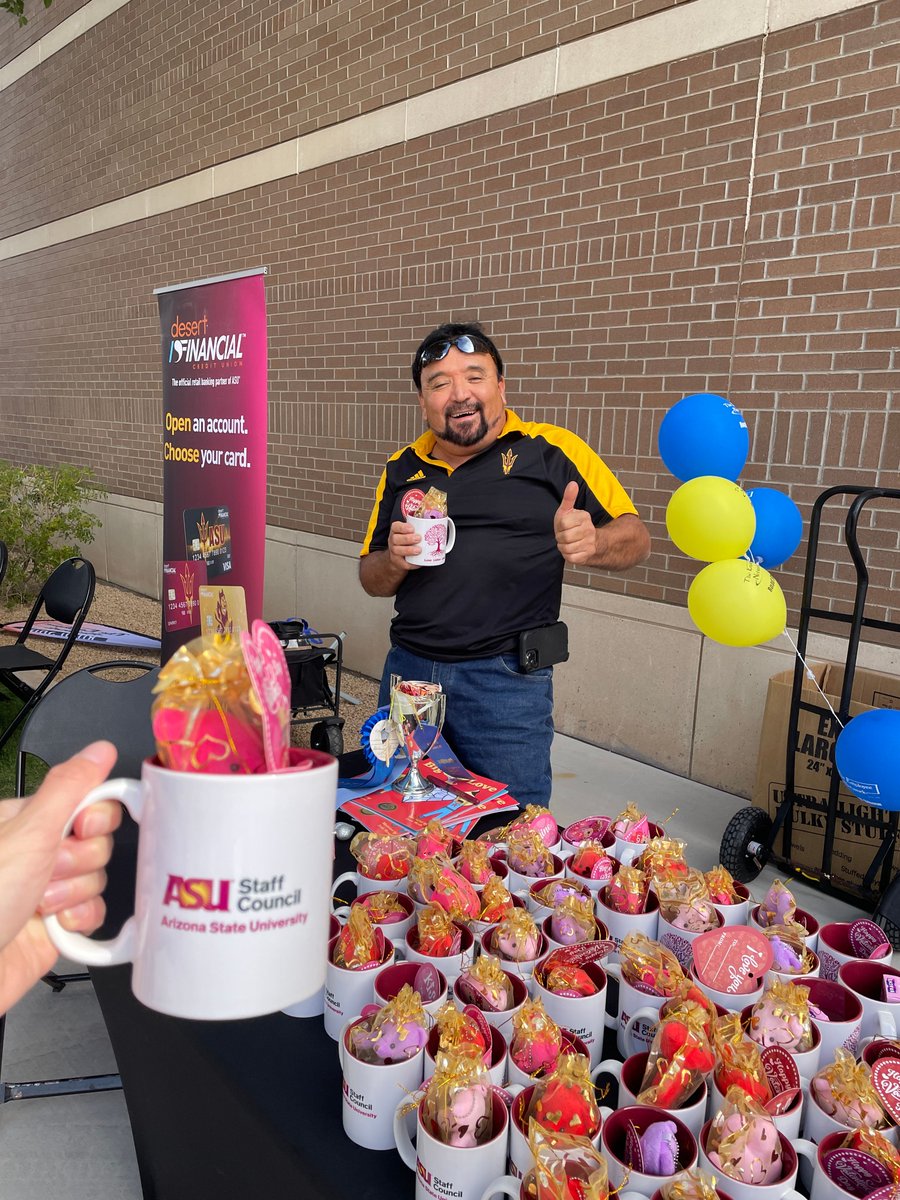 ASUStaffCouncil's tweet photo. Staff Council was recently able to celebrate the Employees of the West Valley campus with photos, raffles, BBQ, and good conversation. #andrewsbbq #oohlalaphotobooth #theemployeenetwork #raffleprizes #sparky #asuemployee #sunaward #servantleadershipaward #drcrow #asuemployee https://t.co/dvaG9zVlMd