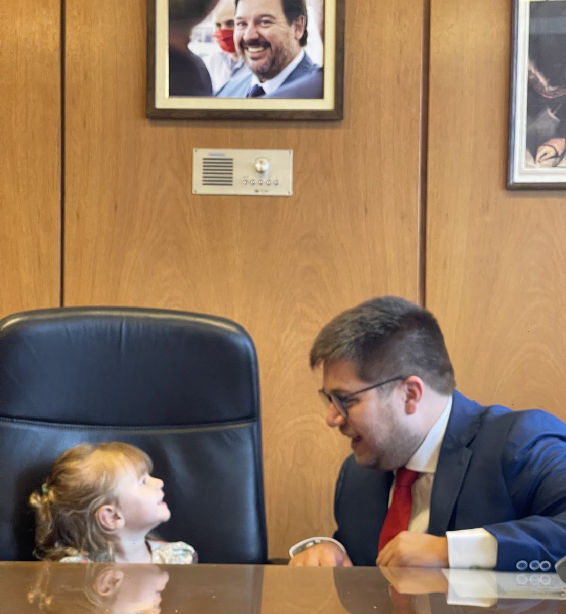 Hoy vivo uno de los días más lindos, es un gran honor representar a Tacuarembó y al <a href="/PartidoColorado/">Partido Colorado</a> en la cámara de <a href="/DiputadosUY/">Diputados UY</a>.

¡Gracias a todos los que fueron parte de este camino!
