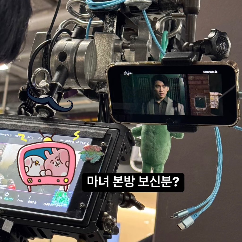 got7oo's tweet image. 🔮 film crew members tuning in and asking everyone to show lots of love/interest for #TheWitch~

#TheWitchEP1
JINYOUNG IN THE WITCH
#Jinyoung #진영 #박진영 #GOT7
#갓세븐 @JINYOUNG @GOT7Official