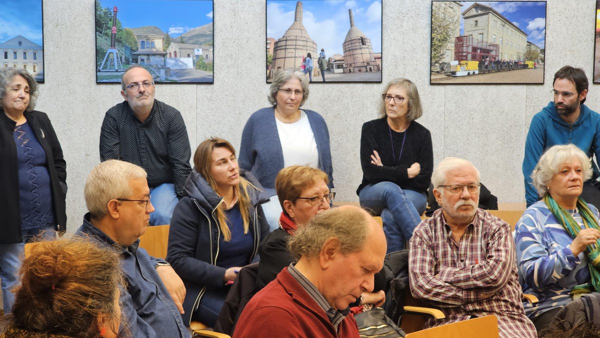 Barrull's tweet photo. Avui a #Terrassa al @MNACTEC, acte de creació de de la #CEMPAC Coordinadora d'Entitats de Memòria Popular de Catalunya explicant #OPEI i projectes @iramunt @ccentresestudis @AteneusCat @cultpopular_cat @cultura_cat .Som hi !!! https://t.co/yBesA63llv