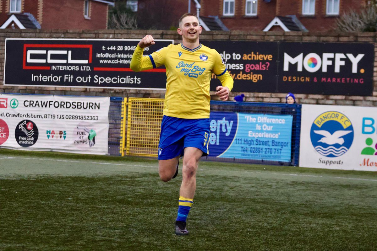 OfficialNIFL's tweet photo. What a player 🔥

Ben Arthurs ⚽ @bangorfc 

#PlayrFitChamp https://t.co/qnd8OUFtjf