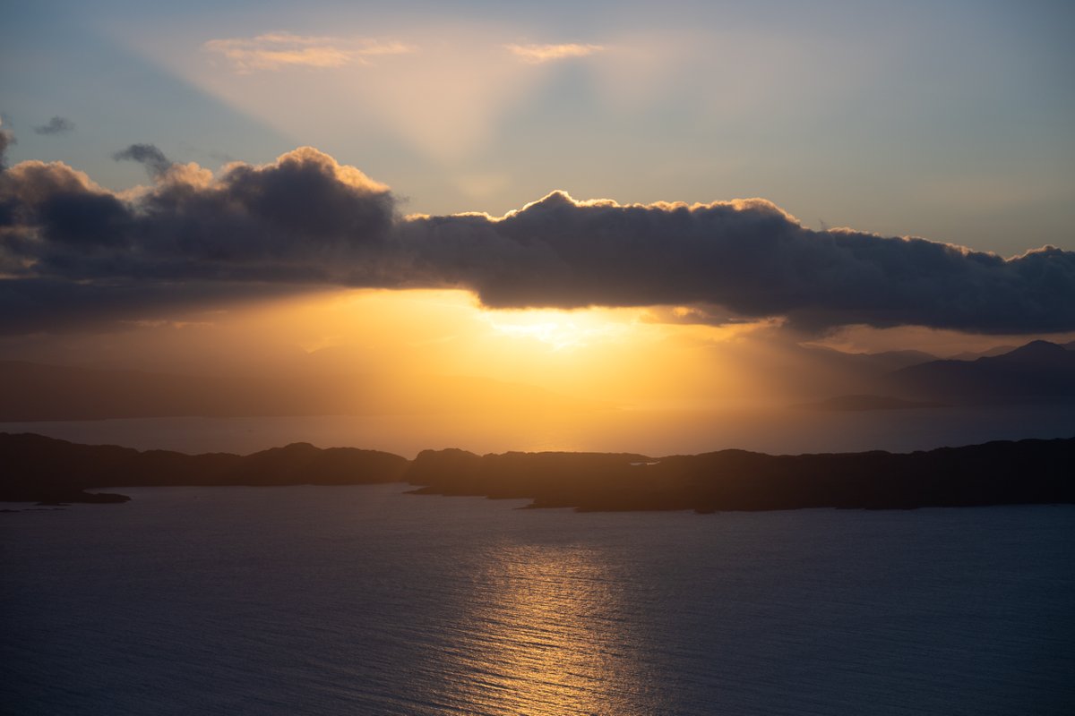 nigeldanson's tweet image. Stunning Light from Skye a couple of weeks ago