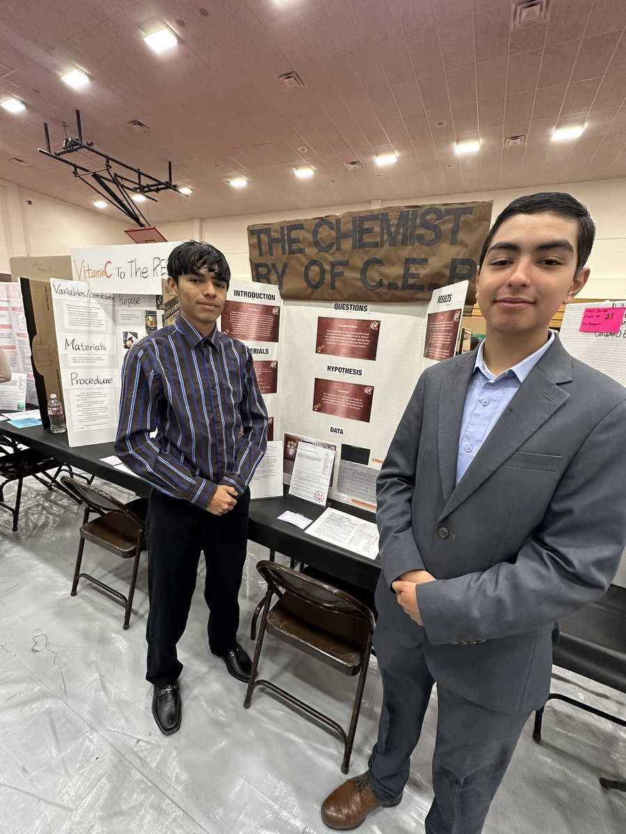 MECHS Scholars representing SISD at this year’s Insights Sun Country Science Fair. #TeamSISD #PhoenixFamily #FirstandBest