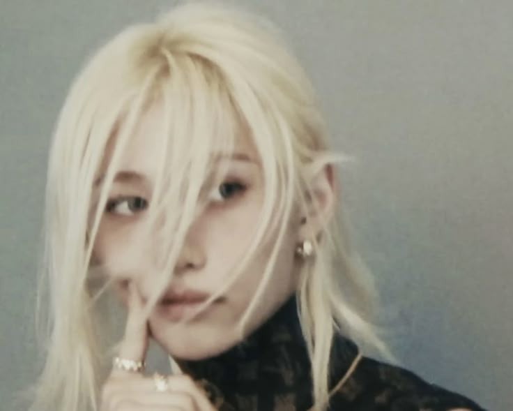 yongbocaa's tweet photo. —      busco mutuals!
( #stantwt #kpoptwt )

•          🇦🇷 | ella/she | + 20 !
•          skz 
•          acepto cualquier fandom!

+ no soy nueva solo quise comenzar de nuevo porque dejé estar mi cuenta asi que busco mutis para interactuar, amigar y eso jsjs https://t.co/0BANxUjTHL