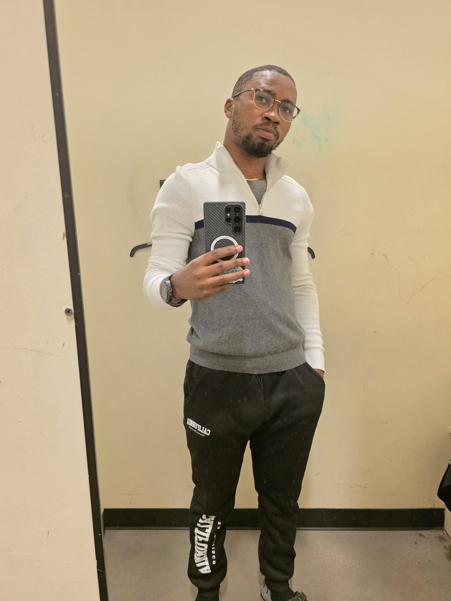 Emmanuel O. tweet media