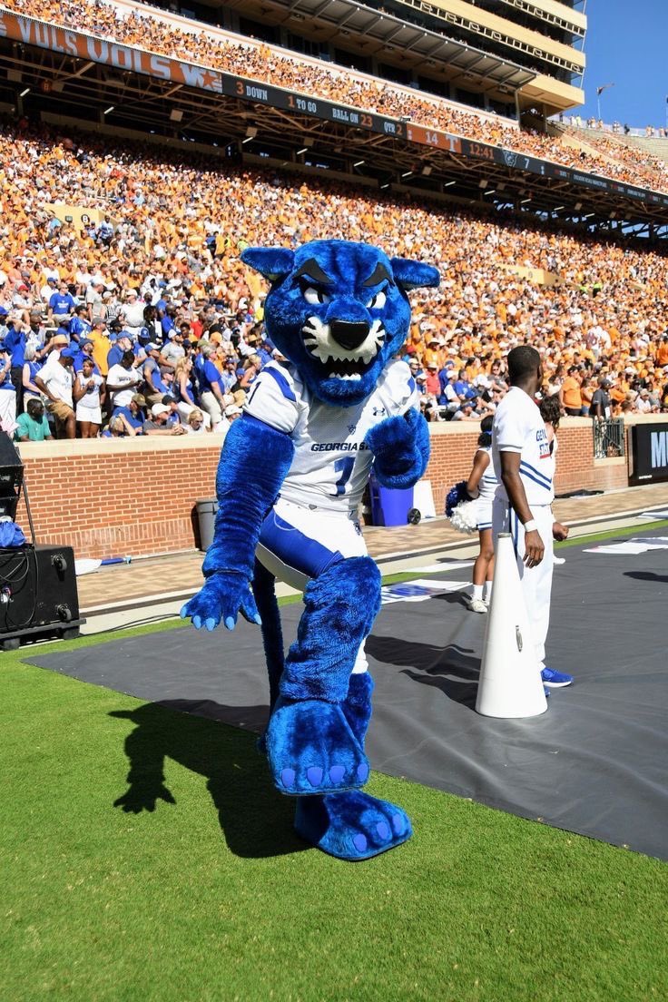 #AGTG Blessed to receive an offer from <a href="/GeorgiaStateFB/">GSU Football</a>‼️ <a href="/DellMcGee/">Dell McGee</a> <a href="/jwindon35/">Joe Windon</a> 

<a href="/KMHS_FootballGa/">𐂃 𝙆𝙈𝙃𝙎 𝙁𝙊𝙊𝙏𝘽𝘼𝙇𝙇 🏔️🔨</a> <a href="/CoachCarmean/">Caleb Carmean</a> <a href="/ChadSimmons_/">ChadSimmons</a> <a href="/TheUCReport/">Billy Tucker</a> <a href="/BALLERSCHOICE1/">BALLERS CHOICE LLC</a> <a href="/CoachMIL1/">COACH MiL</a> <a href="/adamgorney/">Adam Gorney</a> <a href="/JoeMento/">Joe Mento</a> <a href="/najehwilk/">Najeh Wilkins</a> <a href="/TomLoy247/">Tom Loy</a> <a href="/JohnGarcia_Jr/">John Garcia, Jr.</a> <a href="/najehwilk/">Najeh Wilkins</a> <a href="/RecruitGeorgia/">Recruit Georgia</a> <a href="/rvfc10/">ronveal</a> <a href="/QBC_Atlanta/">QB Country Atlanta</a>