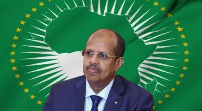 Hon. Isaak Mursal (@isackfanax) on Twitter photo Congratulations to H.E. my bro <a href="/ymahmoudali/">Mahmoud Ali youssouf</a> on his election as the new Chairperson of the African Union! Wishing him success in leading our continent towards greater unity, peace, and prosperity.
Somalia looks forward to working together for a stronger Africa. Congratulations to H.E. my bro <a href="/ymahmoudali/">Mahmoud Ali youssouf</a> on his election as the new Chairperson of the African Union! Wishing him success in leading our continent towards greater unity, peace, and prosperity.
Somalia looks forward to working together for a stronger Africa.