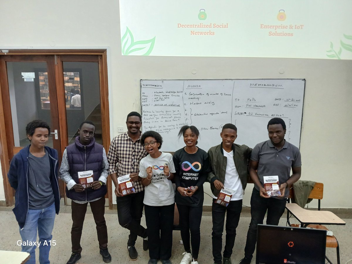 icpinnovate_kca's tweet photo. What an amazing session we had today learning about decentralized data storage on icp 🔥
@icphub_KE 
@icpinnovate_kca https://t.co/e5OvPdwf15