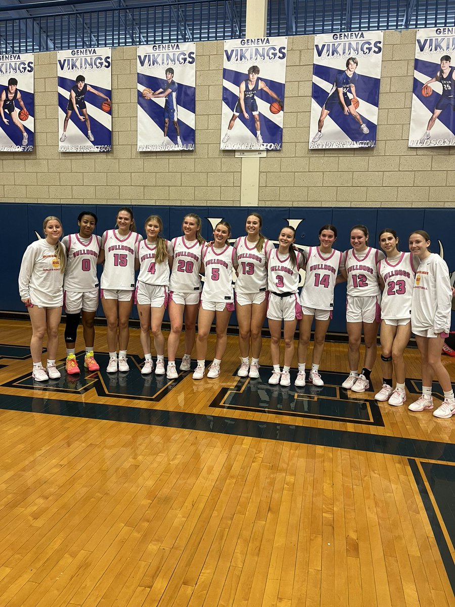 JV wins their final game of the season with a 51-44 victory over Yorkville!
•Saffy Thompson-Wooda leads with 11 points
•Eva Holzl with 9
•Kaitlyn Rozsonits with 8 
•Riley Bainter with 7
•Marissa Raiser and Teagan Sullivan with 5 each