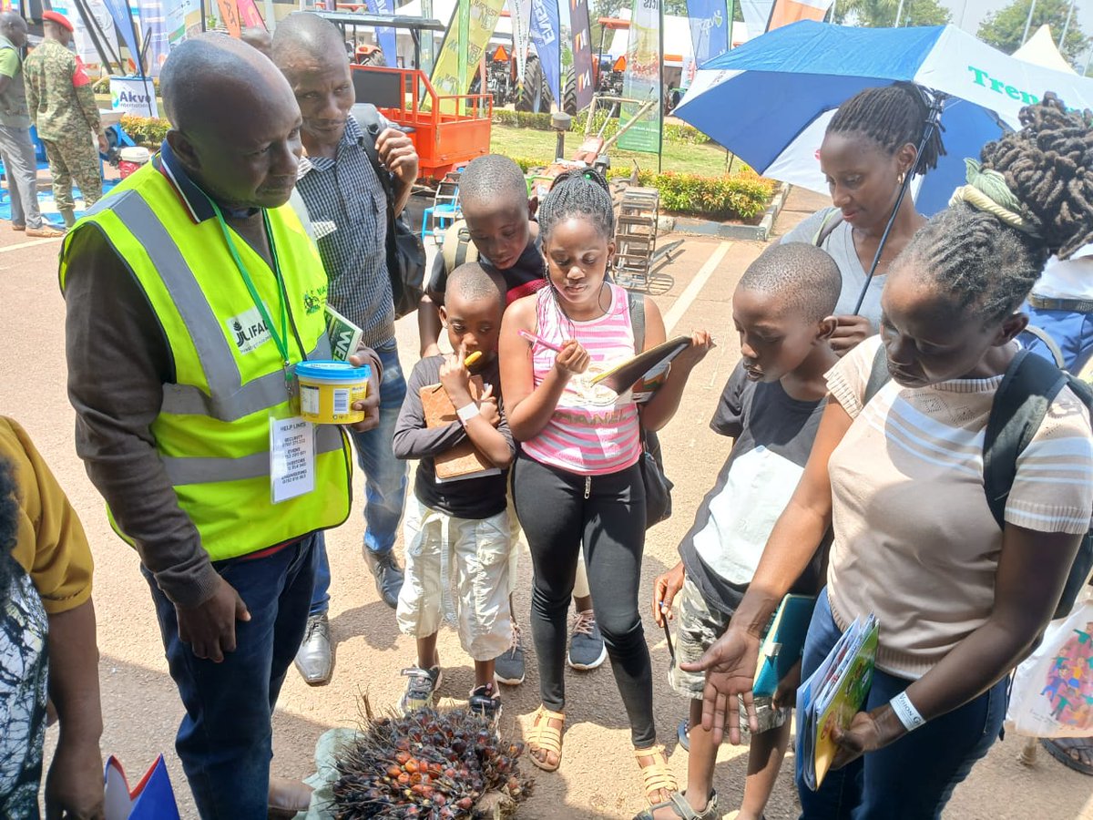 Our main objective is to support inclusive rural transformation through investments in the #oilpalm industry that improve rural livelihoods while safeguarding the environment.  We are at the 9th edition of the #harvestmoneyexpo2025 sharing knowledge and cost benefit analysis to
