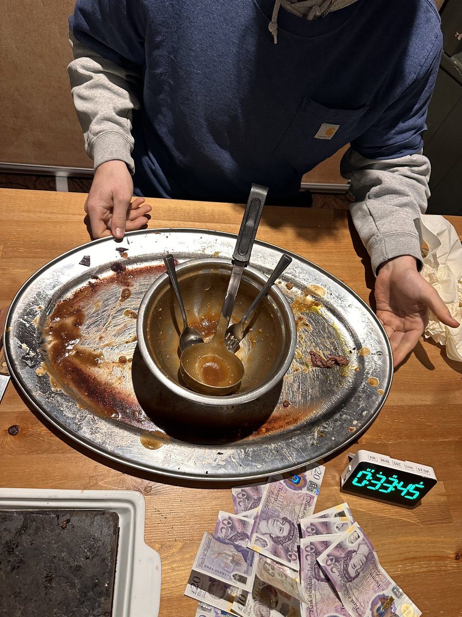 Jack Legath vs our 5kg Holy 
Roast Challenge…eat in 60 
mins to win £150

#foodchallenge #cattlemanssteakhouse