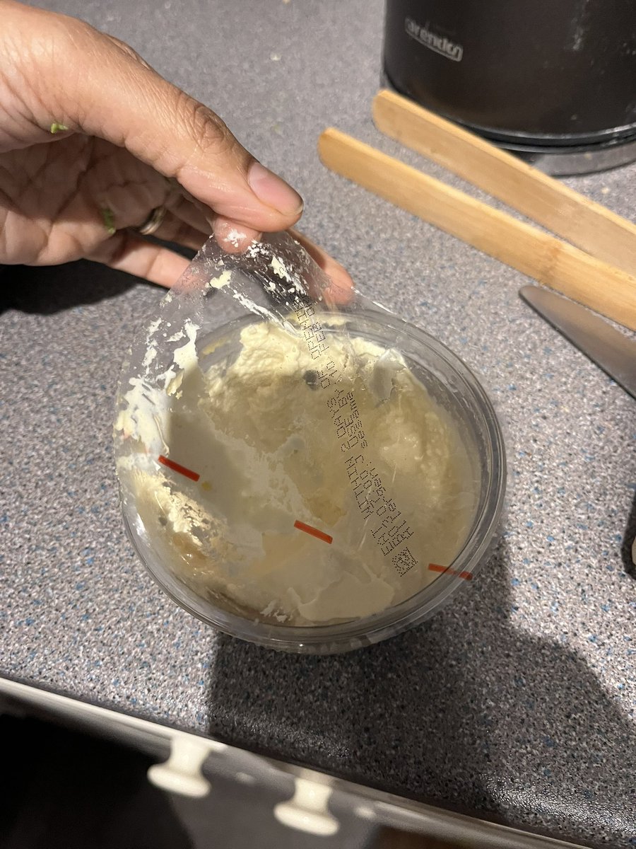 Awag002's tweet image. wtf @sainsburys why no lids anymore on hummus? It’s gonna go off really quick now.