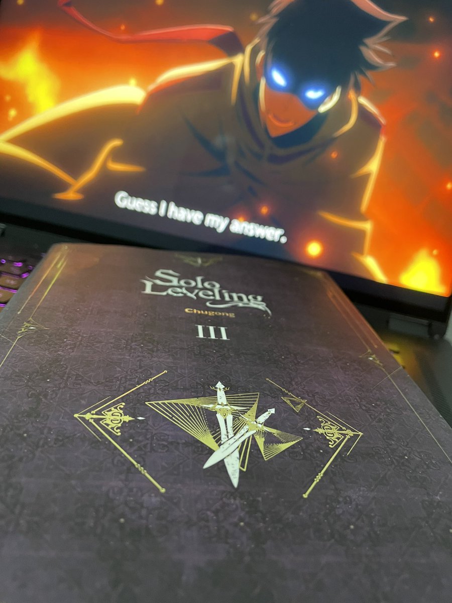 FoxMailo's tweet image. Hoy es sábado de Solo Leveling

P.D: ya vieron el capítulo de hoy???