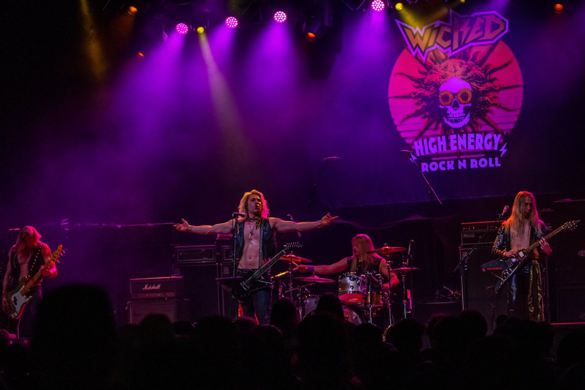 Tonight!
Come see LIVE unadulterated Rock N Roll ⚡️
<a href="/cobra_nashville/">TheCobraNashville</a> door 7pm
Tickets at door or link below 🦅

eventbrite.com/e/wicked-dixie…