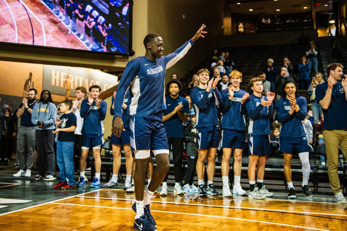AugieMBB's tweet photo. S/O Akoi 🥲

#TougherTogether ⚔️ #BuildingChampions https://t.co/CODgh4mFT4