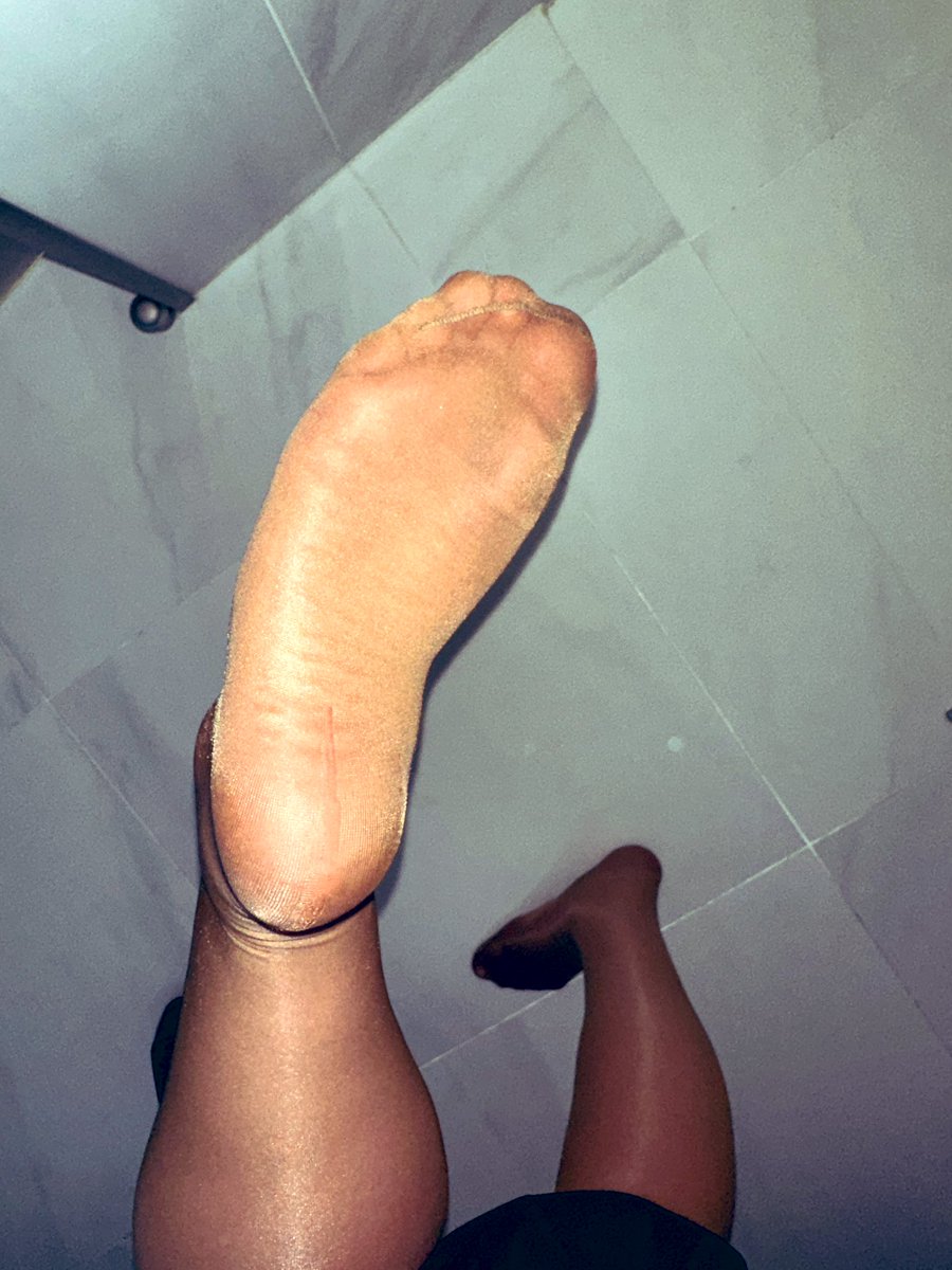 GoddessDaisy&MasterBanks tweet media