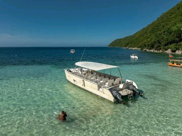 CiviqueEtmoral's tweet photo. 📍CADRAS ,Cap-Haïtien🇭🇹
📸: @jeanoscar.a
#Labadee #Cadras #Beach #HaitiTours #TourHaiti #CapHaitienSafe #Attractions #CapHaitienTours #HaitiCaribbeanTourCompany #HaitiEscape #HaitiExcursions #HaitiTourGuides #HaitiOperators #Okap #CapHaitien #Haiti https://t.co/Jc2eogu84O