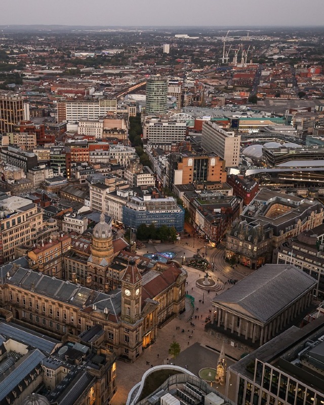 Wow, these photos are fantastic! They were taken atop The Octagon last year, aren't they incredible? 🛑 

Thanks for capturing the city's brilliance @mgrowcoot, <a href="/timcornbill/">Tim Cornbill</a>, @/insta.brum1.

Don't forget to tag us in your pics of Paradise with @paradisebham. 📸