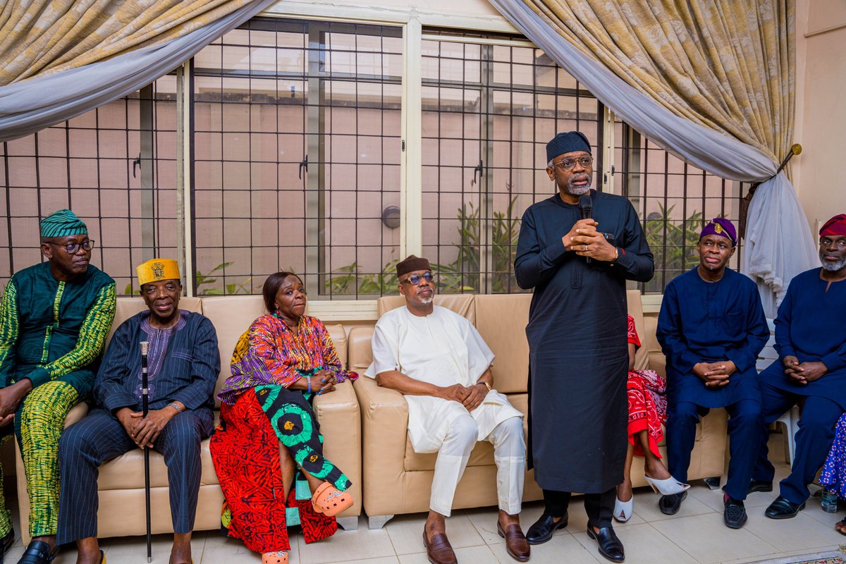 Prince Dr. Dapo Abiodun, CON (@dapoabioduncon) on Twitter photo We, alongside the Chief of Staff to the President, Rt. Hon. <a href="/femigbaja/">Femi Gbajabiamila</a>, paid a condolence visit to the family of the late Pa Ayo Adebanjo, who passed away yesterday.
During the visit, we offered prayers for the bereaved family, asking God to grant them strength and comfort in We, alongside the Chief of Staff to the President, Rt. Hon. <a href="/femigbaja/">Femi Gbajabiamila</a>, paid a condolence visit to the family of the late Pa Ayo Adebanjo, who passed away yesterday.
During the visit, we offered prayers for the bereaved family, asking God to grant them strength and comfort in