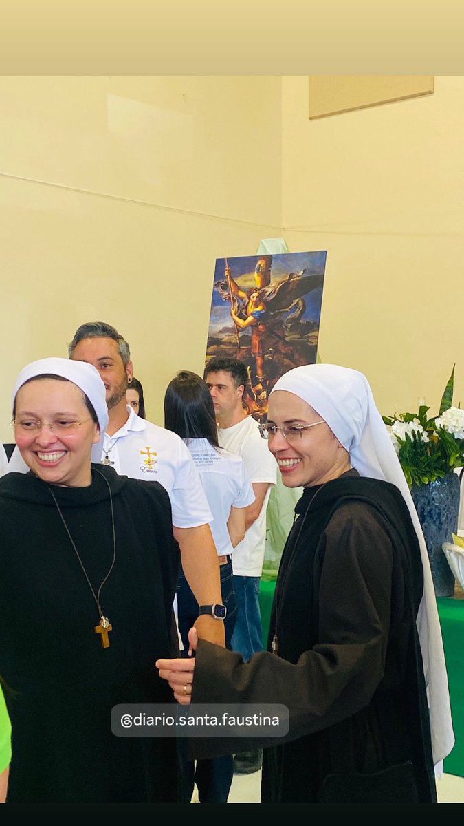 DiarioFaustina's tweet photo. Hoje o nosso #terçodamisericórdia será com as Irmãs do Instituto Hesed 🩸💧 daqui a pouquinho. #institutohesed #florida #orlando https://t.co/DEsM7TGHK1