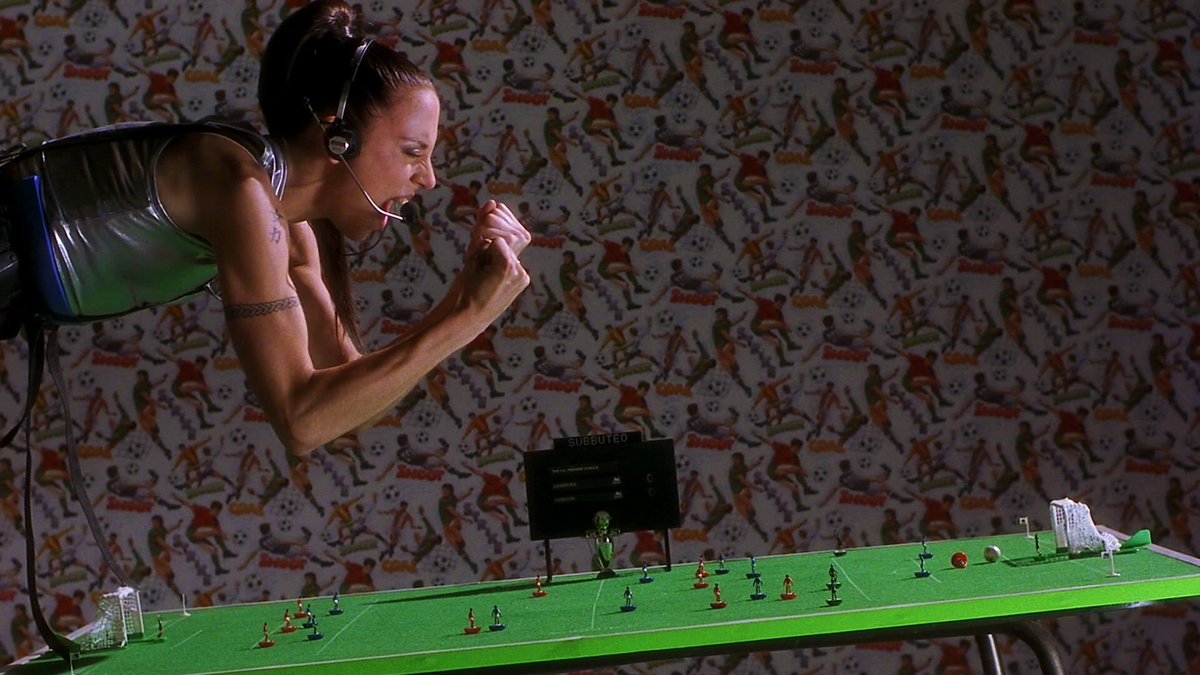 Spice World (1997) 📸 Clive Tickner #cinematography