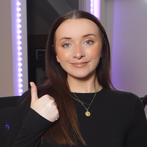 Lucy🧃 tweet media