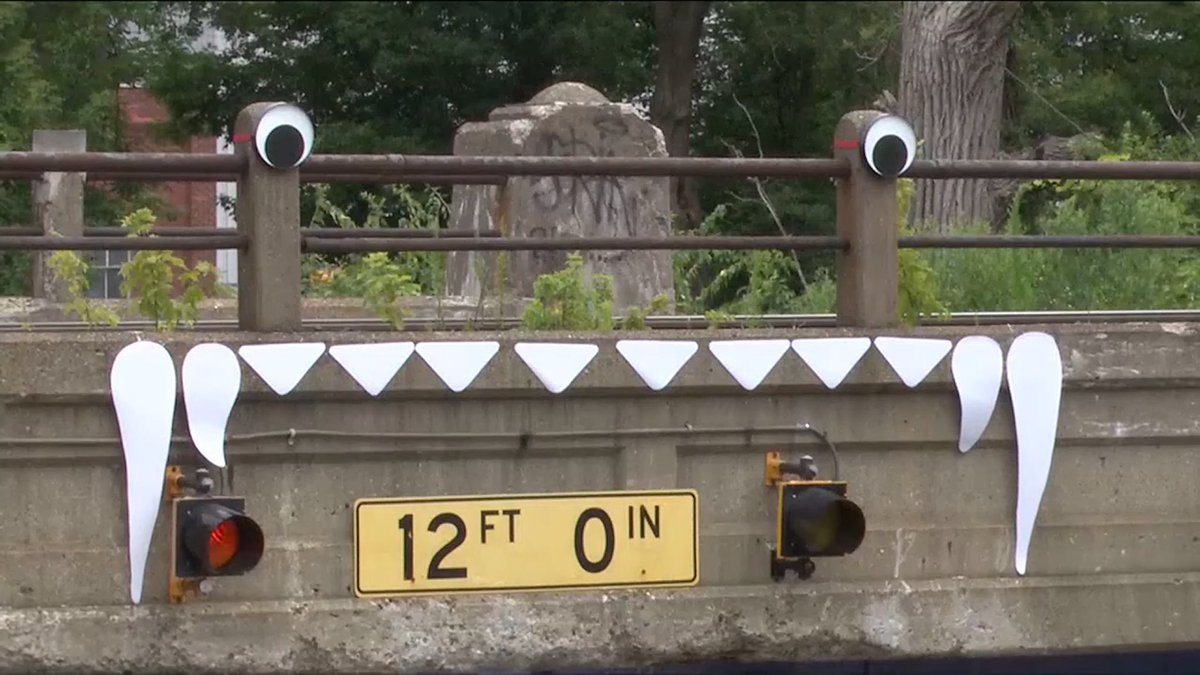 Jeffdeehan's tweet image. There’s a bridge in Lansing that eats dozens of trucks every year. It’s hilarious. I see rigs stuck all the time as we do a lot of work in the area. 

Artists and locals have turned it into a cultural landmark. 

Googly eyes are the best.