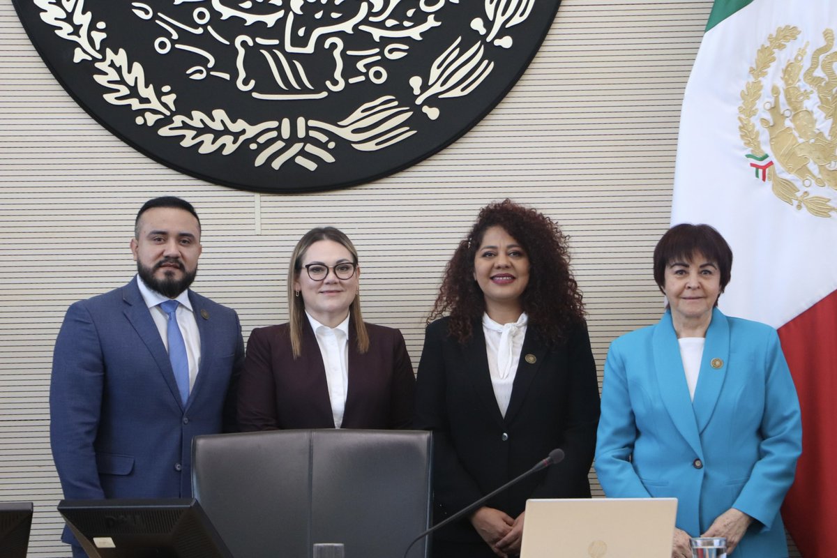 tovarxava's tweet photo. Esta mañana fui elegido como Secretario de la Mesa Directiva del Congreso del Estado de Guanajuato para el Segundo Periodo Ordinario de Sesiones del Primer Año de Ejercicio Constitucional. Encomienda que asumo con alta responsabilidad. #TrabajandoXTi #DistritoX @DiputadosPANGto https://t.co/WfGhYq2g8g