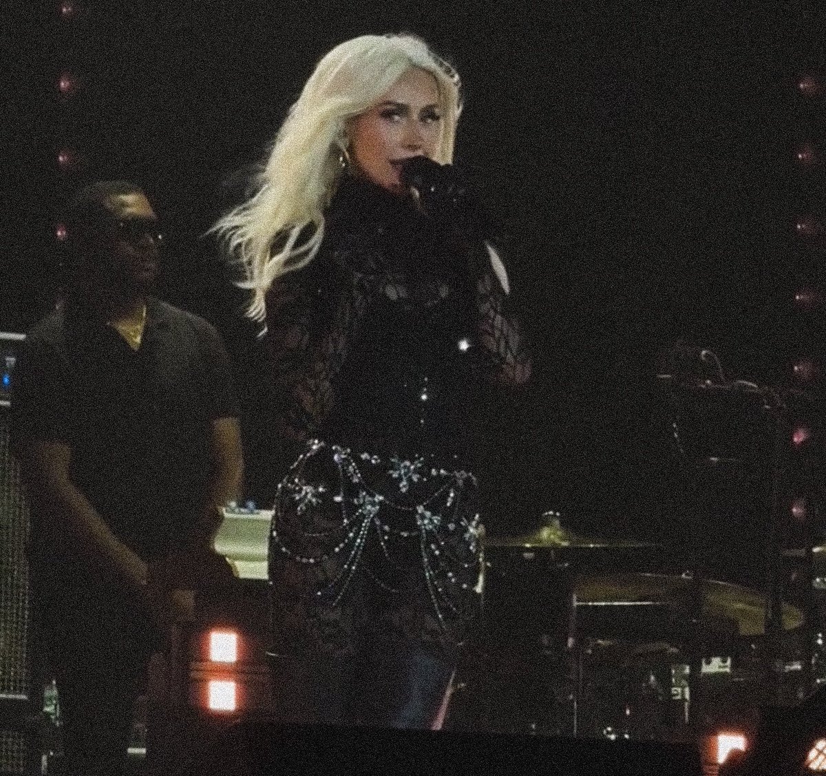 CAguileraBR's tweet photo. February 2025 | @xtina Abu Dhabi. 📸

Christina Aguilera looking absolutely stunning on stage! A true goddess! 😍🔥 https://t.co/5IMMUs8CIT
