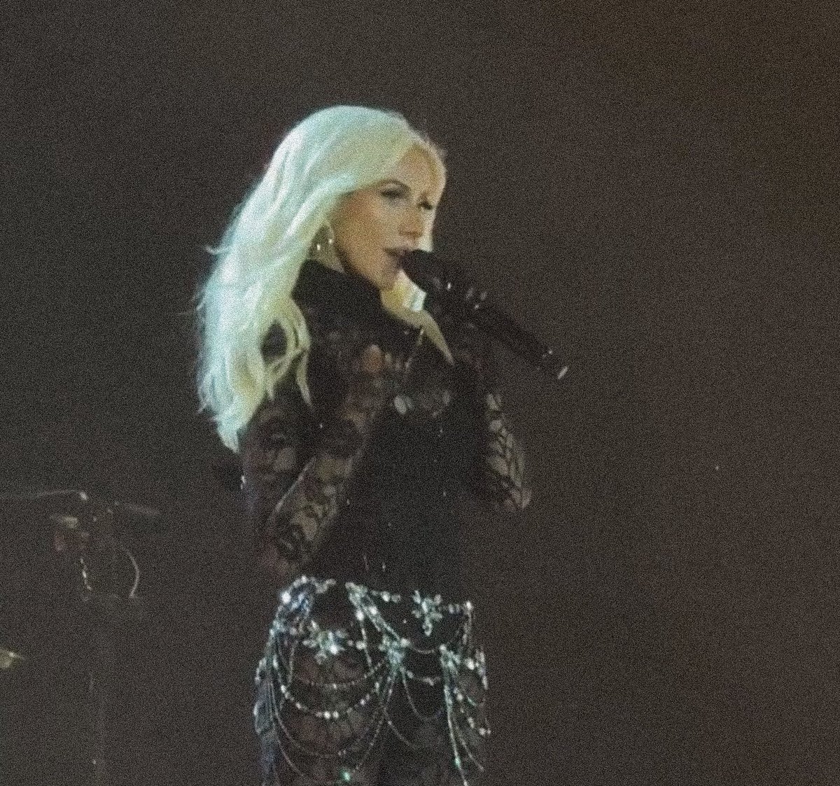 CAguileraBR's tweet photo. February 2025 | @xtina Abu Dhabi. 📸

Christina Aguilera looking absolutely stunning on stage! A true goddess! 😍🔥 https://t.co/5IMMUs8CIT