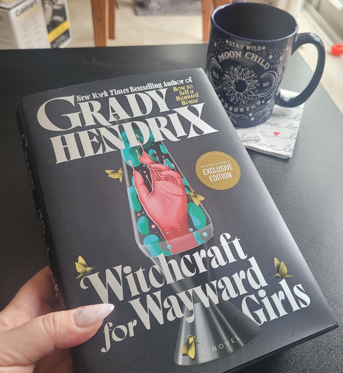 ItalianLadyA's tweet photo. What Saturdays should look like.
#books #coffee #cozy #reading #witchcraftfprwaywardgirls #gradyhendrix https://t.co/M4PbYaTC33