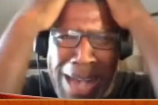 J0nesToChina's tweet photo. YOU HAVE NO IDEA HOW HATED TOM BRADY WAS https://t.co/KDouznELSB