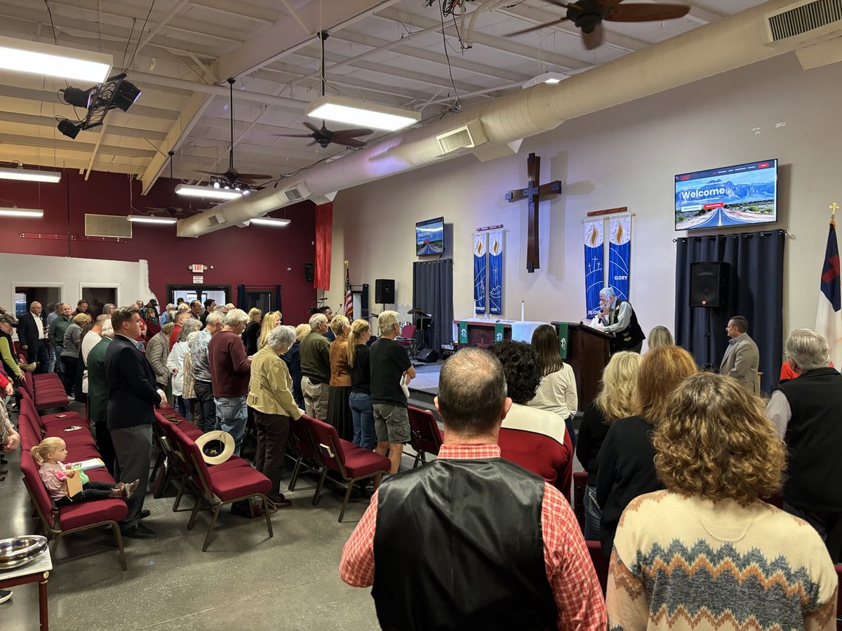 RealLeslieWhite's tweet image. Attended the #Pinal County #GOP meeting and ⁦@RepAndyBiggsAZ⁩ gave a terrific update on all the accomplishments of ⁦@realDonaldTrump⁩!  #Winning #Arizona 🌵🇺🇸🌵🇺🇸