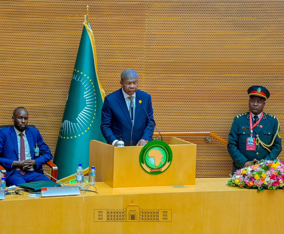 GeneralNeva's tweet photo. Je félicite SE @jlprdeangola,Président de l’Angola et Président élu de la Conférence des Chefs d'Etat et de Gouvernement de l’@_africanunion; et exprime ma gratitude pour l’élection du #Burundi comme 1er vice-président.
Cette confiance placée en mon pays &amp; mon peuple sera honorée https://t.co/GHDuoRUNmO