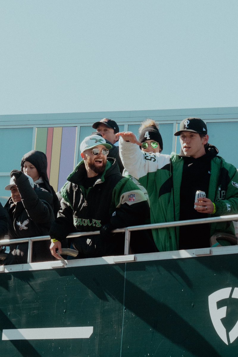 Alcides🦅 tweet media