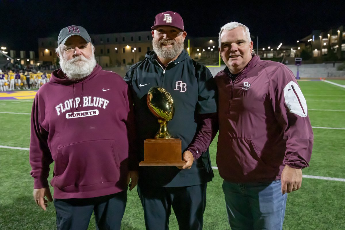 With heavy hearts, we announce the passing of Coach Ron Rodgers, a cherished mentor, coach, and lifelong inspiration to our Flour Bluff family. “Coach ‘Capt’ Rodgers loved everything about being a Hornet and dedicated his life to helping our student-athletes on and off the field.