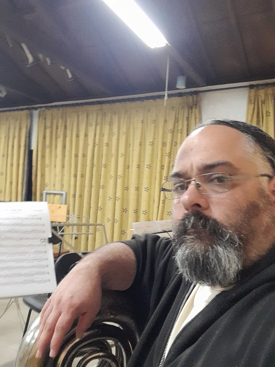 Back at it tonight, no valentine dates for me, just music

#tuba #musicians #Mindfulness #MentalHealthMatters #MentalHealthAwareness