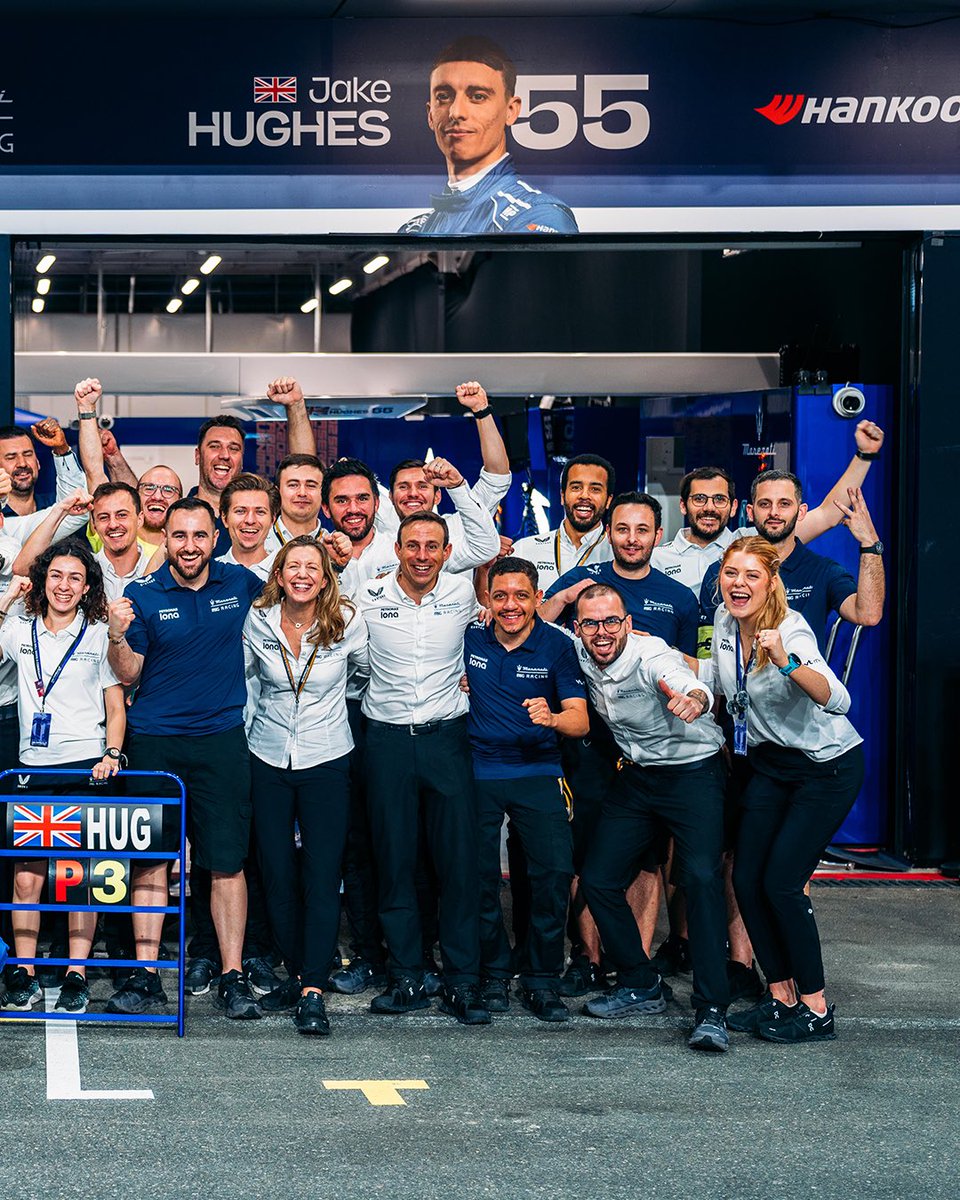 One team. 💙

#maseratimsgracing
