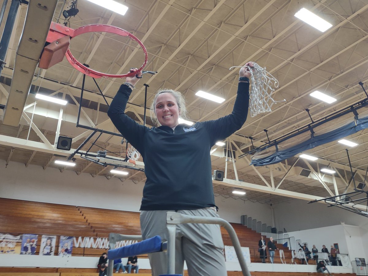 MHS_BLUESTREAKS's tweet image. BIG WIN FOR THE LADY BLUE STREAKS OVER GARFIELD HTS 75-39!!!  WELL DONE LADIES WINNING THE SECTIONAL CHAMPIONSHIP!!