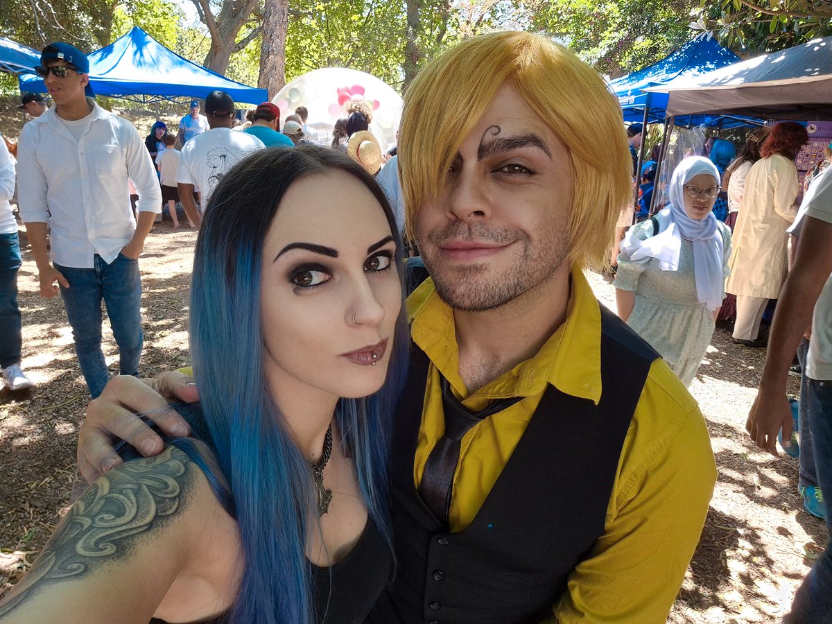 Fun day with friends at Anyas Bubble love quest hosted by <a href="/TheEngraveSlave/">The Engrave Slave</a> and supporting my sister at the Slayer stand 🤩

#anime #animeevent #anyasbubblelovequest #cosplay #capetownevents