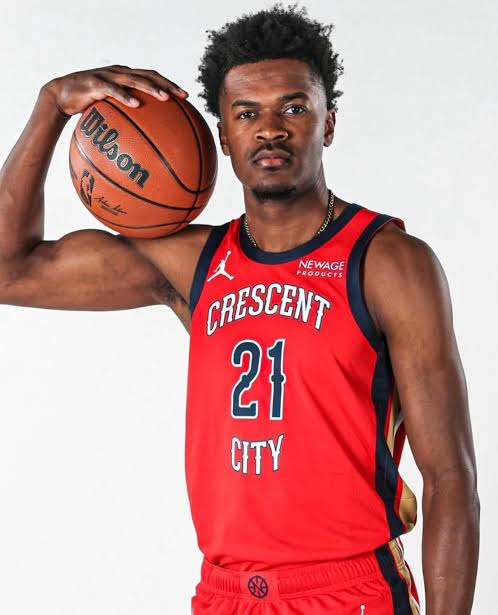 PelicansLead's tweet photo. RT for the ROTY https://t.co/PiNyFjZoVS