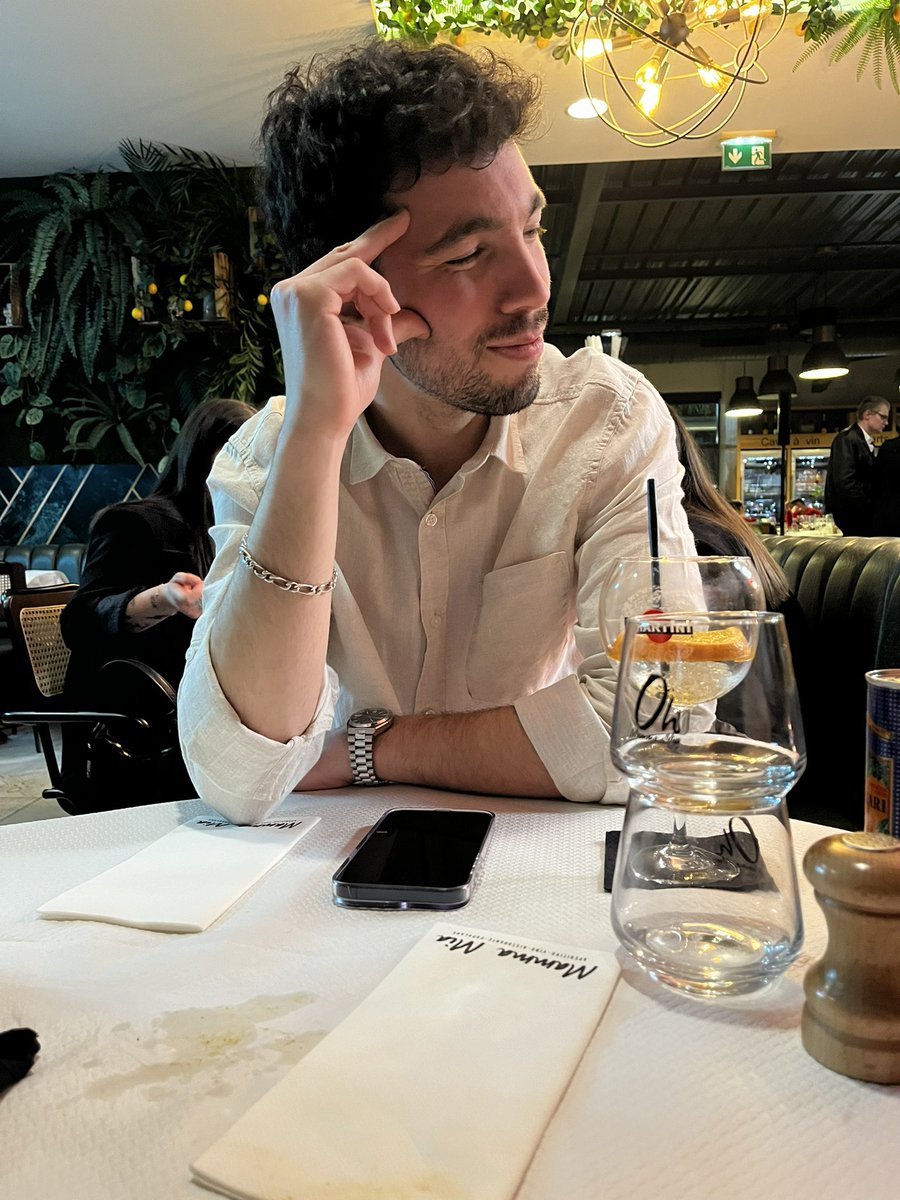 ///bribriGAGA tweet media