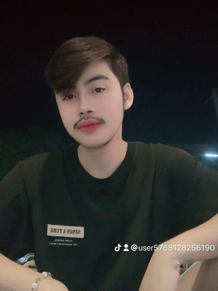 ຖ້າເຫັາງມາຫາຂ້ອຍກະໄດ້ເດີ້ຍັງວ່າງ😂