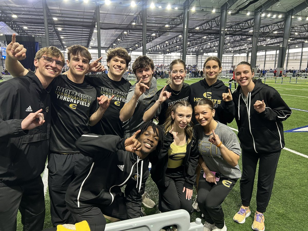 Show your love this Valentine’s weekend by participating in ESU’s Day of Giving!  Please consider supporting ESU Cross Country and Track &amp; Field. Every little bit helps! 

hornetnation.emporia.edu/g/dayofgiving

#StingersUp